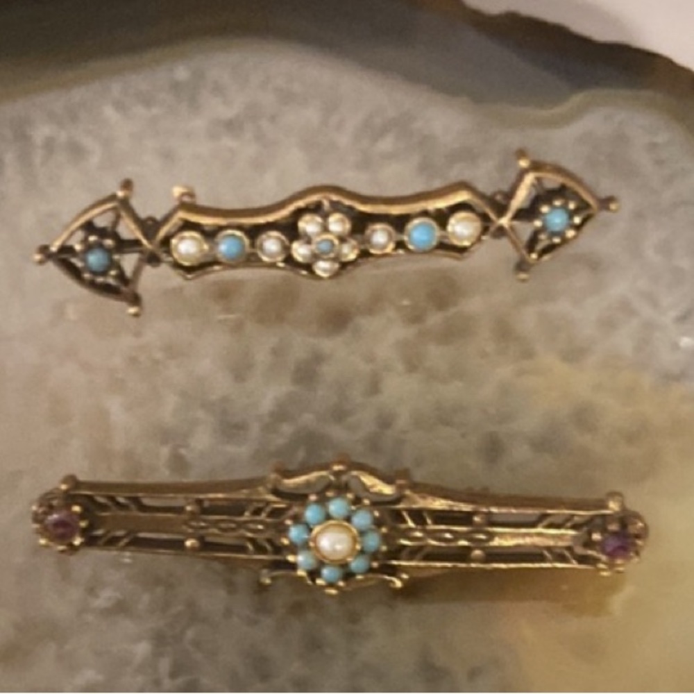 Pick only2 left! Very Vintage Brooch’s price for each - Picture 3 of 15
